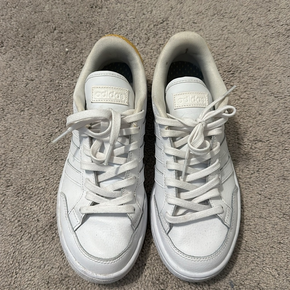Adidas sneakers - Picture 3 of 6